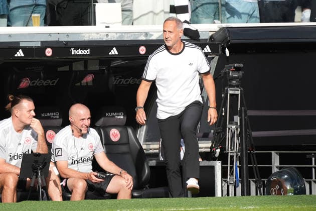 Trainer Adi Hütter (Eintracht Frankfurt) - 06.09.2026 Bundesliga, Saison 26 27: Eintracht Frankfurt vs. FC Augsburg, Deutsche Bank Park, 2. Spieltag *** Coach Adi Hütter, Eintracht Frankfurt, September 6, 2026, Bundesliga, 2026–2027 season, Eintracht Frankfurt vs. FC Augsburg, Deutsche Bank Park, Matchday 2