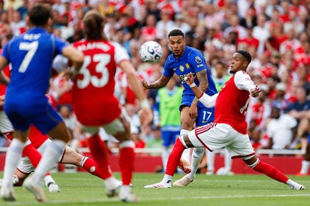 Morgan Rogers of Chelsea takes a shot on goal Arsenal v Chelsea, Premier League, Football, Emirates Stadium, London, UK - 06 Sep 2026London Emirates Stadium United Kingdom EDITORIAL USE ONLY No use with unauthorised audio, video, data, fixture lists, club league logos or live services. Online in-match use limited to 120 images, no video emulation. No use in betting, games or single club league player publications. Copyright: xMattxImpey Shutterstockx 17137590bj