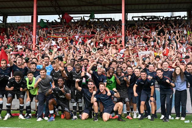 260906 KV Kortrijk vs Zulte Waregem players of Zulte Waregem celebrate after winning during the Jupiler Pro League season 2026 - 2027 matchday 5 game between KV Kortrijk and SV Zulte Waregem on September 6 , 2026 in Kortrijk, Belgium. (Photo by David Catry Isosport) Kortrijk Belgium  Copyright: xDavidxCatryx 20260906DC2_1276