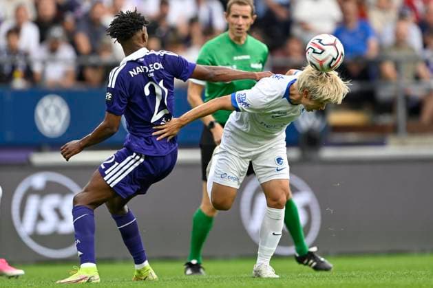 RSC Anderlecht v KRC Genk - Jupiler Pro League ANDERLECHT, BELGIUM - SEPTEMBER 06 : Bentayeb Tawfik forward of RSC Anderlecht and Yokoyama Ayumu forward of KRC Genk during the Jupiler Pro League match between RSC Anderlecht and KRC Genk on September 6, 2026 in Anderlecht, Belgium, 06 09 2026 Anderlecht Belgium  Copyright: xDhax