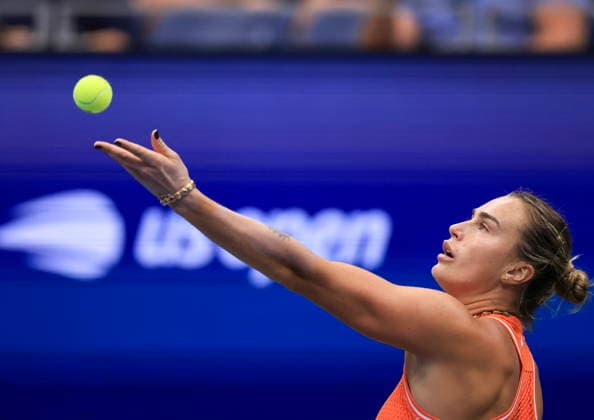 US Open tennis tournament - Day 8 Aryna Sabalenka of Belarus serves against Taylor Townsend of the USA during their Women s Singles match at the US Open Tennis Championships at the USTA Billie Jean King National Tennis Center in Flushing Meadows, New York, USA, 06 September 2026. The 2026 US Open tournament runs from 23 August through 13 September. FLUSHING MEADOWS NEW YORK United States  Copyright: xCRISTOBALxHERRERA-ULASHKEVICHx