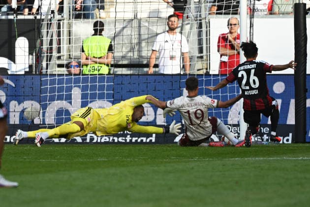 06.09.2026, xpsx, Fussball 1.Bundesliga, Eintracht Frankfurt - FC Augsburg v.l. Robin Fellhauer (FC Augsburg) Torschuetze, erzielt das Tor, Treffer, scores the goal 1:2 Noah Atubolu (Eintracht Frankfurt) Keita Kosugi (Eintracht Frankfurt) (DFL DFB REGULATIONS PROHIBIT ANY USE OF PHOTOGRAPHS as IMAGE SEQUENCES and or QUASI-VIDEO) Frankfurt am Main *** September 6, 2026, xpsx, Soccer, Bundesliga 1, Eintracht Frankfurt vs. FC Augsburg, Robin Fellhauer (FC Augsburg) goal scorers, scores the goal, goal, scores the goal 1 2 Noah Atubolu Eintracht Frankfurt Keita Kosugi Eintracht Frankfurt DFL DFB REGULATIONS PROHIBIT ANY USE OF PHOTOGRAPHS as IMAGE SEQUENCES and or QUASI-VIDEO Frankfurt am Main