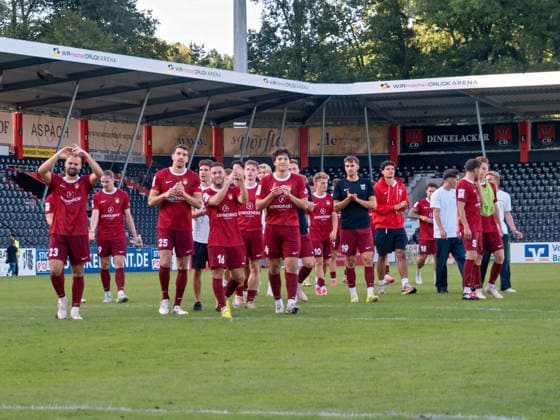 SG Sonnenhof Grossaspach celebrates a 1-0 victory in front of the fans GER, Soccer, SG Sonnenhof Grossaspach vs. TSG Hoffenheim II, 3rd Division, Matchday 4, 2026–2027 Season, September 6, 2026 GER, Soccer, SG Sonnenhof Grossaspach vs. TSG Hoffenheim II, 3rd Division, Matchday 4, 2026–2027 Season, September 6, 2026 Aspach Copyright: xCarstenxSchweringx EP_CSG