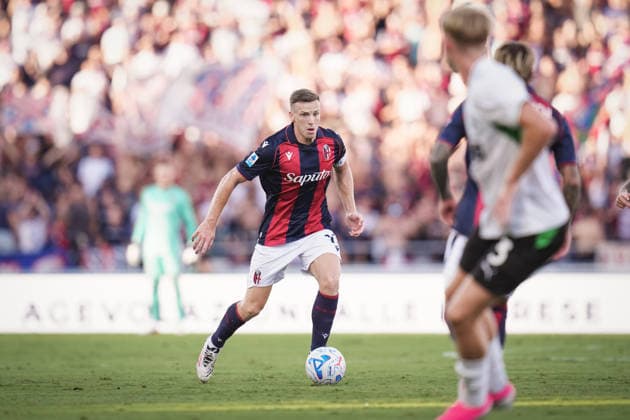 BolognaÕs Lewis Ferguson in action during the Serie A soccer match between Bologna and Sassuolo at the Renato DallÕAra Stadium in Bologna, north Italy - Sunday, September 6, 2026 -  Copyright: xMassimoxPaolone LaPressex