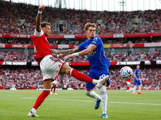 Ben White of Arsenal clears the ball ahead of Pep Chavarria of Chelsea Arsenal v Chelsea, Premier League, Football, Emirates Stadium, London, UK - 06 Sep 2026London Emirates Stadium United Kingdom EDITORIAL USE ONLY No use with unauthorised audio, video, data, fixture lists, club league logos or live services. Online in-match use limited to 120 images, no video emulation. No use in betting, games or single club league player publications. Copyright: xMattxImpey Shutterstockx 17137590fl