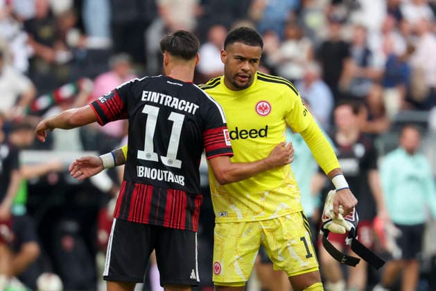 2026.09.06 xjfx Fussball 1. Bundesliga Eintracht Frankfurt - FC Augsburg, Younes Ebnoutalib (Eintracht Frankfurt) and goalkeeper Noah Atubolu (Eintracht Frankfurt) dissapointed (DFL DFB REGULATIONS PROHIBIT ANY USE OF PHOTOGRAPHS as IMAGE SEQUENCES and or QUASI-VIDEO) *** September 6, 2026 xjfx Soccer 1st Bundesliga Eintracht Frankfurt vs. FC Augsburg, Younes Ebnoutalib of Eintracht Frankfurt and goalkeeper Noah Atubolu of Eintracht Frankfurt were disappointed. DFL and DFB regulations prohibit any use of photographs as image sequences and or quasi-video. Copyright: HMBxMedia JoaquimxFerreira