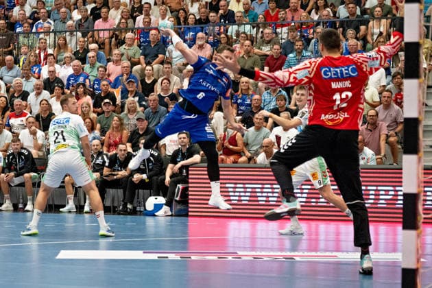 Mex Raguse, HBW Balingen Weilstetten, 06, shot on goal, HBW Balingen Weilstetten vs. SC Magdeburg, GER, Opel 1 Handball Bundesliga, Championship, Matchday 3, 2026–2027 Season, September 6, 2026, Eibner Press Photo: Andreas Ulmer, HBW Balingen Weilstetten vs. SC Magdeburg, GER, Opel 1 Handball Bundesliga, Championship, Matchday 3, 2026–2027 Season, September 6, 2026, Balingen Copyright: xEibner-Pressefoto AndreasxUlmerx EP_AUR