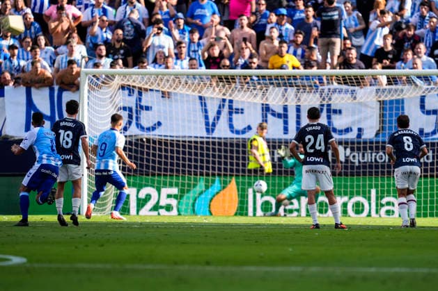 September 6, 2026, Malaga, Malaga, Spain: Chupe of Malaga CF in action during the Spanish league, LaLiga EA Sports, football match played between Malaga CF and Levante UD at La Rosaleda stadium on September 6, 2026, in Malaga, Spain. Malaga CF V Levante UD - LaLiga EA Sports  - ZUMAa181 20260906_zaa_a181_126 Copyright: xJoaquinxCorcherox