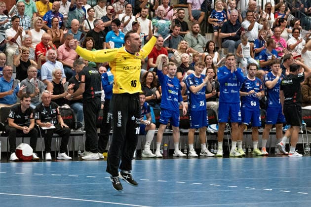 Vladimir Cupara, HBW Balingen Weilstetten, 16, goalkeeper after a spectacular save, pure emotion, HBW Balingen Weilstetten vs. SC Magdeburg, GER, Opel 1 Handball Bundesliga, Championship, Matchday 3, 2026–2027 season, September 6, 2026, Eibner Press Photo by Andreas Ulmer, HBW Balingen Weilstetten vs. SC Magdeburg, GER, Opel 1 Handball Bundesliga, Championship, Matchday 3, 2026–2027 season, September 6, 2026, Balingen Copyright: xEibner-Pressefoto AndreasxUlmerx EP_AUR