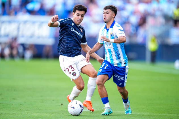 September 6, 2026, Malaga, Malaga, Spain: Manu Sanchez of Levante UD and Rafita Garrido of Malaga CF in action during the Spanish league, LaLiga EA Sports, football match played between Malaga CF and Levante UD at La Rosaleda stadium on September 6, 2026, in Malaga, Spain. Malaga Spain - ZUMAa181 20260906_zaa_a181_129 Copyright: xJoaquinxCorcherox