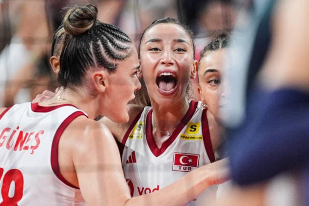 Italy v Turkiye - CEV EuroVolley 2026 ISTANBUL, TURKIYE - SEPTEMBER 6: Turkiye national volleyball team players celebrate during the final match between Italy and Turkiye at the CEV EuroVolley 2026 Women s European Volleyball Championship at Sinan Erdem Sports Hall in Istanbul, Turkiye, on September 6, 2026. Cemal Yurttas Anadolu Istanbul Turkey. Editorial use only. Please get in touch for any other usage.  Copyright: x2026xAnadoluxCemalxYurttasx