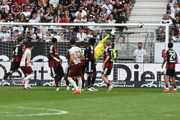 06.09.2026, xpsx, Fussball 1.Bundesliga, Eintracht Frankfurt - FC Augsburg v.l. Fabian Rieder (FC Augsburg) Torschuetze, erzielt das Tor, Treffer, scores the goal 1:4 Noah Atubolu (Eintracht Frankfurt) (DFL DFB REGULATIONS PROHIBIT ANY USE OF PHOTOGRAPHS as IMAGE SEQUENCES and or QUASI-VIDEO) Frankfurt am Main *** September 6, 2026, xpsx, Soccer, Bundesliga 1, Eintracht Frankfurt vs. FC Augsburg, Fabian Rieder (FC Augsburg) goal scorer, scores the goal, goal, scores the goal 1 4 Noah Atubolu Eintracht Frankfurt DFL DFB REGULATIONS PROHIBIT ANY USE OF PHOTOGRAPHS as IMAGE SEQUENCES and or QUASI-VIDEO Frankfurt am Main