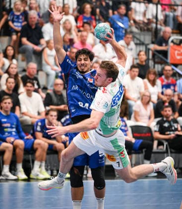 Handball 1 Bundesliga 2025–2026, June 9, 2026: HBW Balingen Weilstetten vs. SC Magdeburg; Felix Claar (right), SC Magdeburg vs. SC Magdeburg (back left), HBW Balingen Weilstetten
