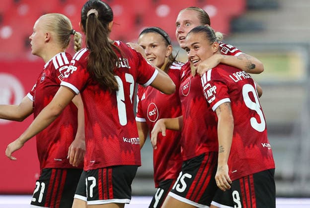 Papai Emöke Torjubel 2-0 , 1.FC Nürnberg-VfB Stuttgart , Frauen Bundesliga , , Fußball , in dem Max Morlock Stadion in Nürnberg , Bayern , Deutschland . September 06 , 2026 . Photo by: Davide Elias IPA Photo Pressefoto DENL Copyright: xDavidexEliasx