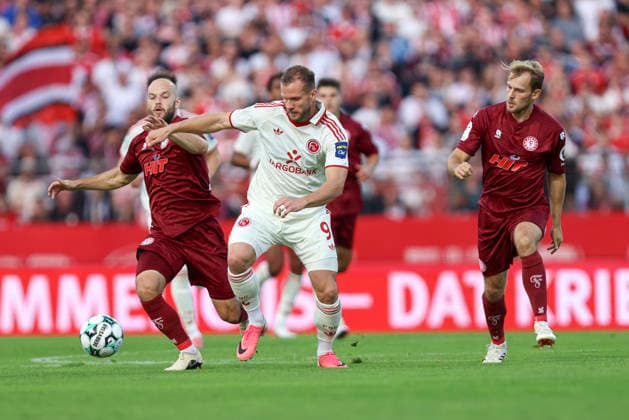 Adrian Stanilewicz of SC Fortuna Cologne and Eric Hottmann of Fortuna Düsseldorf in a tackle during the 3. Liga match between SC Fortuna Cologne and Fortuna Düsseldorf at the Südstadion on September 6, 2026, in Cologne, Germany. Photo by Oliver Kaelke, DeFodi Images. Adrian Stanilewicz of SC Fortuna Cologne and Eric Hottmann of Fortuna Düsseldorf battle for the ball during the 3. Liga match between SC Fortuna Cologne and Fortuna Düsseldorf at Südstadion on September 6, 2026 in Cologne, Germany. Photo by Oliver Kaelke, DeFodi Images. DFB and DFL regulations prohibit any use of photographs as image sequences and or quasi-video. Photo by Oliver Kaelke, DeFodi Images.