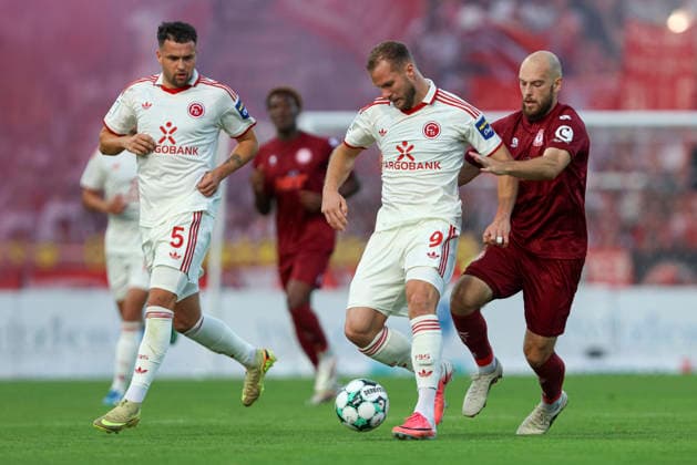Adrian Stanilewicz of SC Fortuna Cologne and Eric Hottmann of Fortuna Düsseldorf in a tackle during the 3. Liga match between SC Fortuna Cologne and Fortuna Düsseldorf at the Südstadion on September 6, 2026, in Cologne, Germany. Photo by Oliver Kaelke, DeFodi Images. Adrian Stanilewicz of SC Fortuna Cologne and Eric Hottmann of Fortuna Düsseldorf battle for the ball during the 3. Liga match between SC Fortuna Cologne and Fortuna Düsseldorf at Südstadion on September 6, 2026 in Cologne, Germany. Photo by Oliver Kaelke, DeFodi Images. DFB and DFL regulations prohibit any use of photographs as image sequences and or quasi-video. Photo by Oliver Kaelke, DeFodi Images.