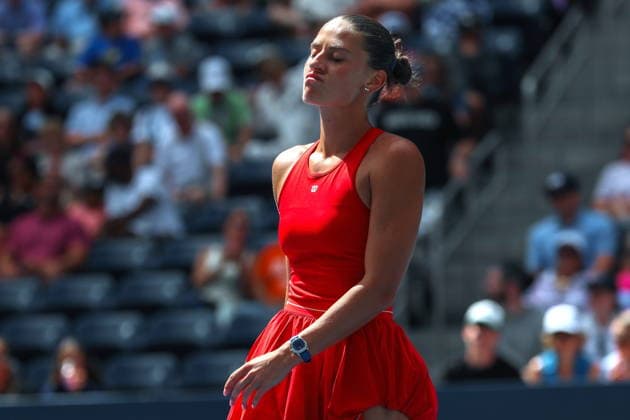 US Open tennis tournament - Day 8 Linda Noskova of Czechia reacts during her match against Marta Kostyuk of Ukraine at the US Open Tennis Championships at the USTA Billie Jean King National Tennis Center in Flushing Meadows, New York, USA, 06 September 2026. The 2026 US Open tournament runs from 23 August through 13 September. FLUSHING MEADOWS NEW YORK United States  Copyright: xOLGAxFEDOROVAx