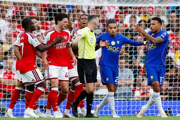 Morgan Rogers of Chelsea is tripped and argues with Declan Rice of Arsenal Arsenal v Chelsea, Premier League, Football, Emirates Stadium, London, UK - 06 Sep 2026London Emirates Stadium United Kingdom EDITORIAL USE ONLY No use with unauthorised audio, video, data, fixture lists, club league logos or live services. Online in-match use limited to 120 images, no video emulation. No use in betting, games or single club league player publications. Copyright: xMattxImpey Shutterstockx 17137590ix