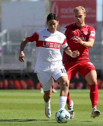 September 6, 2026, xfsx, Men s, Soccer, 2026–2027 Season, 3rd Division, Matchday 4: FC Würzburger Kickers vs. VfB Stuttgart II; from left: Nicolas Sessa (VfB Stuttgart II), Louis Breunig (FC Würzburger Kickers); Würzburg, AKON ARENA, Bavaria, Germany
