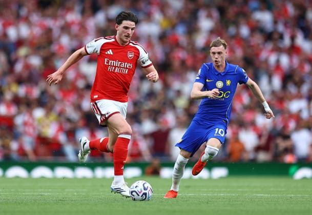 Declan Rice of Arsenal and Cole Palmer of Chelsea Arsenal v Chelsea, Premier League, Football, Football, Emirates Stadium, London, UK - 06 Sep 2026London Emirates Stadium United Kingdom EDITORIAL USE ONLY No use with unauthorised audio, video, data, fixture lists, club league logos or live services. Online in-match use limited to 120 images, no video emulation. No use in betting, games or single club league player publications. Copyright: xMichaelxZemanek Shutterstockx 17135040bz