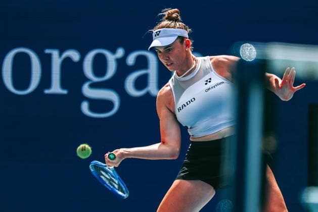 US Open tennis tournament - Day 8 Linda Noskova of Czechia in action against Marta Kostyuk of Ukraine during their Women™s Singles match at the US Open Tennis Championships at the USTA Billie Jean King National Tennis Center in Flushing Meadows, New York, USA, 06 September 2026. The 2026 US Open tournament runs from 23 August through 13 September. FLUSHING MEADOWS NEW YORK United States  Copyright: xOLGAxFEDOROVAx
