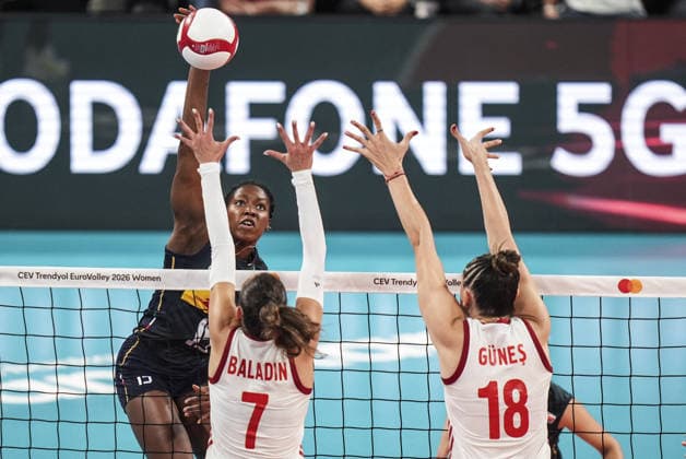 Italy v Turkiye - CEV EuroVolley 2026 ISTANBUL, TURKIYE - SEPTEMBER 6: Italy’s Merit Adigwe (L) and Turkiye’s Hande Baladin (7) compete during the final match between Italy and Turkiye at the 2026 CEV Women’s European Volleyball Championship at Sinan Erdem Sports Hall in Istanbul, Turkiye, on September 6, 2026. Agit Erdi Ulukaya Anadolu Istanbul Turkey. Editorial use only. Please get in touch for any other usage.  Copyright: x2026xAnadoluxAgitxErdixUlukayax