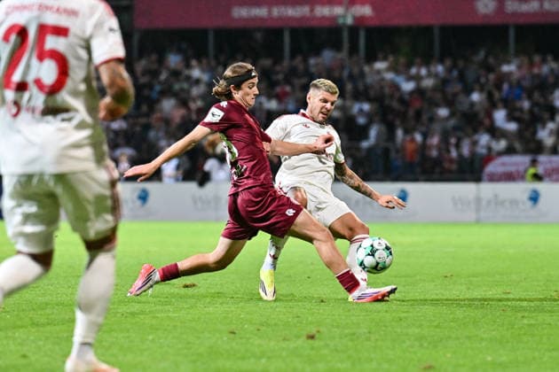 3rd Division: SC Fortuna Cologne vs. Fortuna Düsseldorf, September 6, 2026, Cologne, GERMANY September 6: Bennit Bröger (Fortuna Cologne, No. 38) and Erik Wekesser (Fortuna Düsseldorf, No. 7) face off during the 3rd League match between SC Fortuna Cologne and Fortuna Düsseldorf on Matchday 4 at the Südstadion in Cologne Copyright: xBEAUTIFULxSPORTS Goldbergx