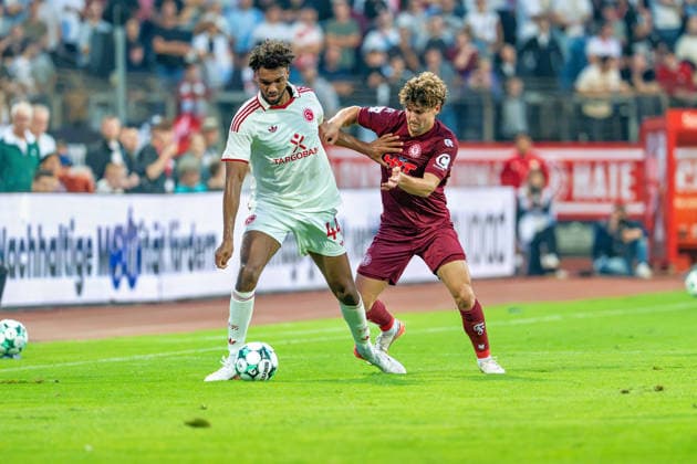 Elias Egouli (Fortuna Düsseldorf, No. 44) in a tackle with Enzo Wirtz (Fortuna Cologne, No. 09), Fortuna Cologne vs. Fortuna Düsseldorf, Soccer, 3rd Division, Matchday 4, 2026–27 Season, June 9, 2026, DFL regulations prohibit any use of photographs as image sequences and or quasi-video. Fortuna Cologne vs. Fortuna Düsseldorf, soccer, 3rd Division, Matchday 4, 2026–27 season, September 6, 2026 Cologne Copyright: xEibner-Pressefoto LukasxBaldygax EP_LBA