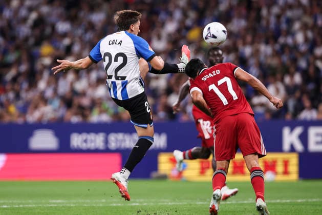 September 6, 2026, Cornella, Barcelona, SPAIN: Alex Calatrava of RCD Espanyol and Gabriel Suazo of Sevilla FC in action during the Spanish league, LaLiga EA Sports, football match played between RCD Espanyol and Sevilla CF at RCDE Stadium on September 06, 2026 in Cornella, Spain. RCD Espanyol V Sevilla CF - LaLiga EA Sports  - ZUMAa181 20260906_zaa_a181_278 Copyright: xJavierxBorregox