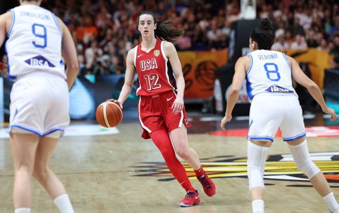 USA™ Caitlin Clark pictured during a game between The United States and Italy in the group phase at the FIBA Women s Basketball World Cup, on Sunday 6 September 2026, in Berlin, Germany. The FIBA Women s Basketball World Cup takes place in Berlin from 4 to 23 September 2026. VIRGINIExLEFOUR  x185482867x