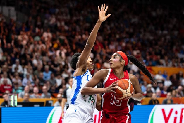 Angel Reese (USA), 15, with the ball; Olbis Andre (Italy), 22; GER, Italy vs. USA, Basketball, 2026 FIBA Women’s World Cup, Group Stage, Matchday 2, September 6, 2026, Germany, Italy vs. USA, Basketball, 2026 FIBA Women’s World Cup, Group Stage, Matchday 2, September 6, 2026, Berlin Copyright: xEibner-Pressefoto MaxxVincenx EP_MVN