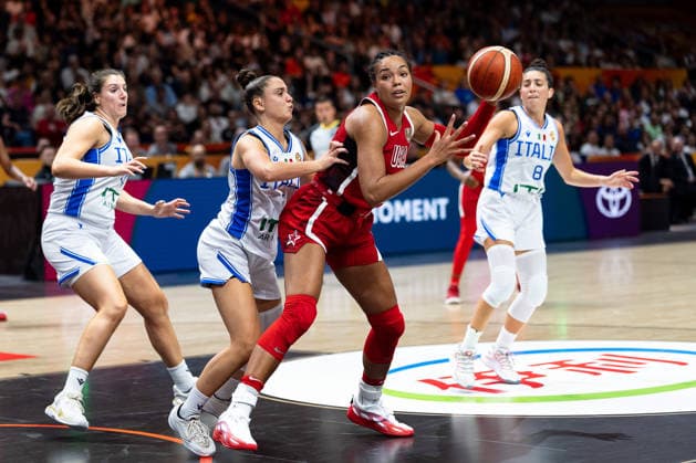 Napheesa Collier (USA), No. 11 on the ball, GER, Italy vs. USA, Basketball, 2026 FIBA Women’s World Cup, Group Stage, Matchday 2, September 6, 2026, Germany, Italy vs. USA, Basketball, 2026 FIBA Women’s World Cup, Group Stage, Matchday 2, September 6, 2026, Berlin Copyright: xEibner-Pressefoto MaxxVincenx EP_MVN