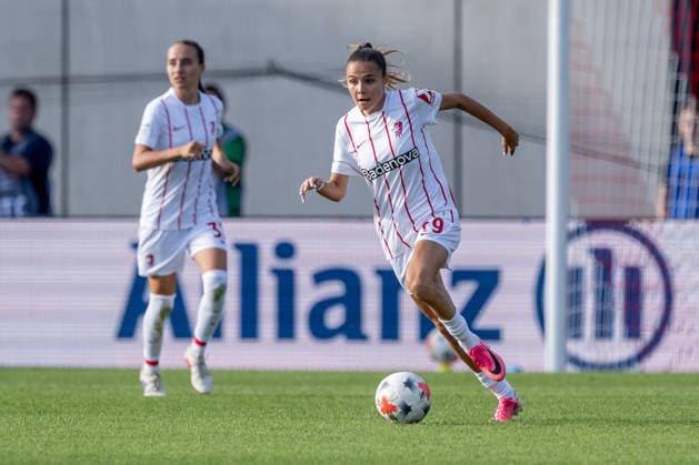 Borbala Vincze (SC Freiburg, 29) GER, FC Bayern Muenchen Frauen vs. SC Freiburg, Fussball, Google Pixel Frauen-Bundesliga, 3. Spieltag, Saison 2026 2027, 06.09.2026 (DFL DFB REGULATIONS PROHIBIT ANY USE OF PHOTOGRAPHS as IMAGE SEQUENCES and or QUASI-VIDEO). Foto: HMB Media Heike Feiner *** Borbala Vincze, SC Freiburg, 29 GER, FC Bayern Munich Women vs. SC Freiburg, Soccer, Google Pixel Women s Bundesliga, Matchday 3, 2026–2027 Season, September 6, 2026 DFL DFB regulations prohibit any use of photographs as image sequences and or quasi-video. Photo: HMB Media, Heike Feiner Copyright: HMBxMedia HeikexFeiner