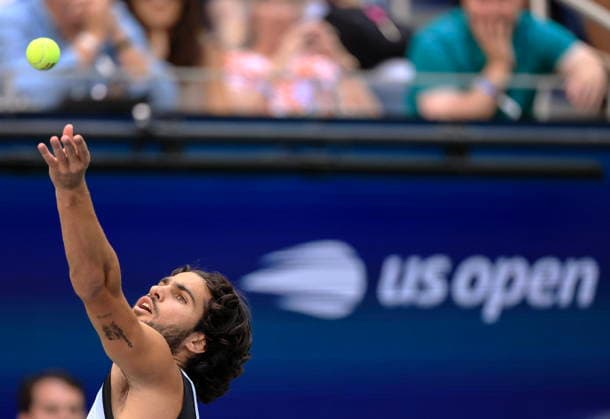 US Open tennis tournament - Day 8 Carlos Alcaraz of Spain serves against Tommy Paul of the USA during their Men s Singles match of the US Open Tennis Championships at the USTA Billie Jean King National Tennis Center in Flushing Meadows, New York, USA, 06 September 2026. The 2026 US Open tournament runs from 23 August through 13 September. FLUSHING MEADOWS NEW YORK United States  Copyright: xCRISTOBALxHERRERA-ULASHKEVICHx