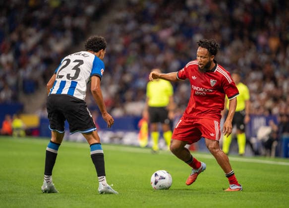 ESP LaLiga EA Sports RCD Espanyol vs. Sevilla FC Chidera Ejuke of Sevilla during the LaLiga EA Sports match between RCD Espanyol and Sevilla FC played at RCDE Stadium in El Prat de Llobregat, Barcelona, on September 6, 2026, in Spain. Spanish Soccer Copyright: xAgenciaxLOFx
