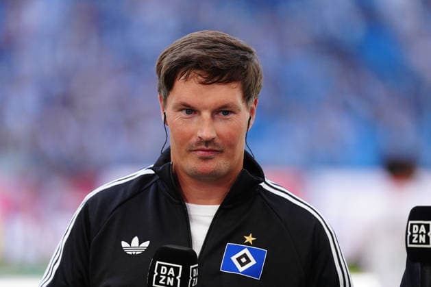 Merlin Polzin (Hamburger SV, Trainer) GER, Hamburger SV vs. 1. FSV Mainz 05, Fußball, 1. Bundesliga, Spieltag 02, Saison 2026 2027, 06.09.2026 DFL REGULATIONS PROHIBIT ANY USE OF PHOTOGRAPHS AS IMAGE SEQUENCES AND OR QUASI-VIDEO GER, Hamburger SV vs. 1. FSV Mainz 05, Fußball, 1. Bundesliga, Spieltag 02, Saison 2026 2027, 06.09.2026 Hamburg *** Merlin Polzin, Hamburger SV, Coach (GER), Hamburger SV vs. 1. FSV Mainz 05, Soccer, Bundesliga 1, Matchday 2, 2026–2027 Season, September 6, 2026 DFL regulations prohibit any use of photographs as image sequences and or quasi-video GER, Hamburger SV vs. 1. FSV Mainz 05, Soccer, 1. Bundesliga, Matchday 02, 2026–2027 Season, September 6, 2026, Hamburg Copyright: xEibner-Pressefoto MarcelxvonxFehrnx EP_MFN