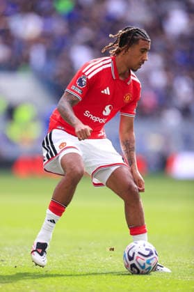 Fußball: Premier League – Everton gegen Manchester United, 6. September 2026 – Premier League – Everton gegen Manchester United – Leny Yoro von Manchester United – Foto: Simon Stacpoole – Abseits – Liverpool, Großbritannien  Copyright: xSimonxStacpoolexOffside