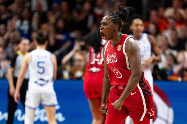 Chelsea Gray, USA, 08, celebrating, GER, Italy vs. USA, Basketball, 2026 FIBA Women’s World Cup, Group Stage, Matchday 2, September 6, 2026, GER, Italy vs. USA, Basketball, 2026 FIBA Women’s World Cup, Group Stage, Matchday 2, September 6, 2026, Berlin Copyright: xEibner-Pressefoto MaxxVincenx EP_MVN