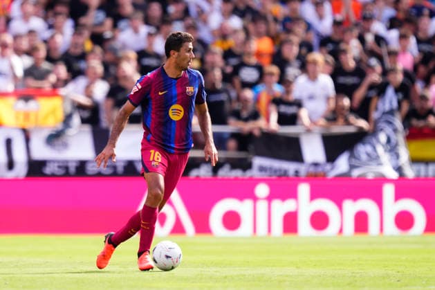 Valencia CF v FC Barcelona, Barca - LaLiga EA Sports 2026 27 Rodri Hernandez defensive midfield of Barcelona and Spain during the LaLiga EA Sports 2026 27 match between Valencia CF and FC Barcelona at Estadi de Mestalla on September 6, 2026 in Valencia, Spain. Valencia Spain  Copyright: xJosexBretonx originalFilename:bretonhernandez-valencia260906_npvlN.jpg