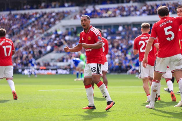 Fußball: Premier League – Everton gegen Manchester United, 6. September 2026 Premier League – Everton gegen Manchester United: Youri Tielemans von Manchester United jubelt. Foto: Simon Stacpoole. Abseits. Liverpool, Großbritannien  Copyright: xSimonxStacpoolexOffside