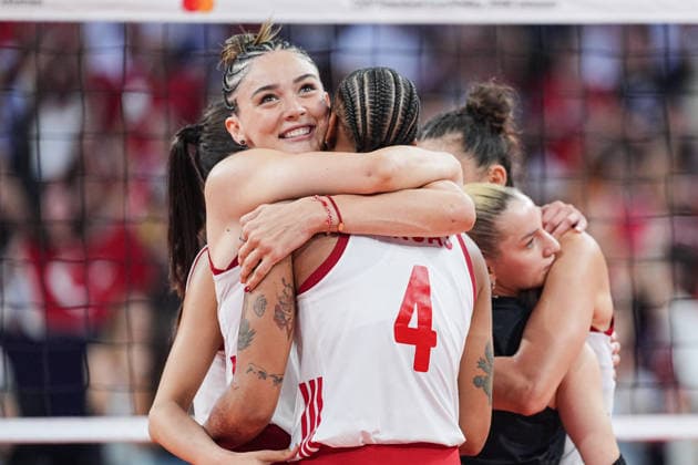 Italy v Turkiye - CEV EuroVolley 2026 ISTANBUL, TURKIYE - SEPTEMBER 6: Turkiye national volleyball team players Zehra Gunes (L) and Melissa Vargas (R) celebrate during the CEV EuroVolley 2026 Women s European Volleyball Championship Final between Italy and Turkiye at Sinan Erdem Sports Hall in Istanbul, Turkiye, on September 6, 2026. Cemal Yurttas Anadolu Istanbul Turkey. Editorial use only. Please get in touch for any other usage.  Copyright: x2026xAnadoluxCemalxYurttasx