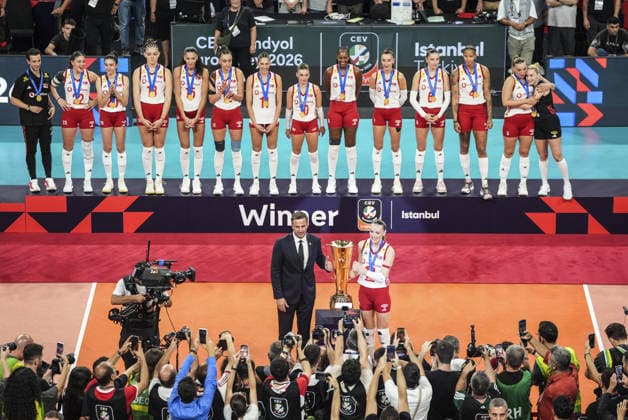 Turkiye retain European women s volleyball title with 3-2 win over Italy ISTANBUL, TURKIYE - SEPTEMBER 6: Players of the Turkish National Women’s Volleyball Team celebrate after defeating Italy 3-2 in the final to win the 2026 CEV Women’s European Volleyball Championship at Sinan Erdem Sports Hall in Istanbul, Turkiye, on September 6, 2026. Agit Erdi Ulukaya Anadolu Istanbul Turkey. Editorial use only. Please get in touch for any other usage.  Copyright: x2026xAnadoluxAgitxErdixUlukayax