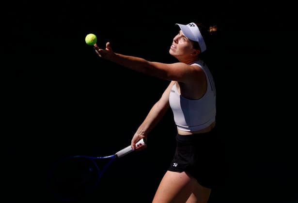 Linda Noskova of Czechia serves to Marta Kostyuk of Ukraine in the second set in Louis Armstrong Stadium in the 4th round at the 2026 US Open Tennis Championship at the USTA Billie Jean King National Tennis Center in New York City on Sunday, September 6, 2026. Noskova defeated Kostyuk in 3 sets and advances to the quarterfinals.  NYP20260906111 JOHNxANGELILLO