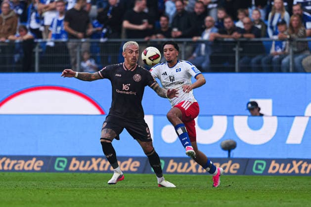 Phillip Tietz (1. FSV Mainz 05, 09), Bilal Nadir (Hamburger SV, 04) GER, Hamburger SV vs. 1. FSV Mainz 05, Fußball, 1. Bundesliga, Spieltag 02, Saison 2026 2027, 06.09.2026 DFL REGULATIONS PROHIBIT ANY USE OF PHOTOGRAPHS AS IMAGE SEQUENCES AND OR QUASI-VIDEO GER, Hamburger SV vs. 1. FSV Mainz 05, Fußball, 1. Bundesliga, Spieltag 02, Saison 2026 2027, 06.09.2026 Hamburg *** Phillip Tietz 1 FSV Mainz 05, 09, Bilal Nadir Hamburger SV, 04 GER, Hamburger SV vs. 1 FSV Mainz 05, Soccer, Bundesliga 1, Matchday 02, 2026–2027 Season, September 6, 2026 DFL regulations prohibit any use of photographs as image sequences and or quasi-video GER, Hamburger SV vs. 1 FSV Mainz 05, soccer, 1st Bundesliga, Matchday 02, 2026–2027 Season, September 6, 2026, Hamburg Copyright: xEibner-Pressefoto MarcelxvonxFehrnx EP_MFN
