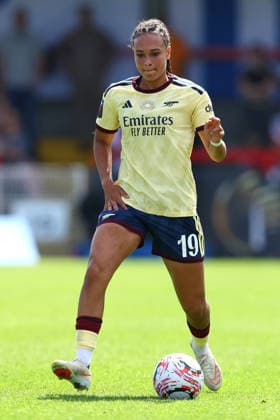 Crawley, England, 6th September 2026. Lisa Baum of Arsenal during the Brighton Women vs Arsenal Women Barclays Women s Super League match at Broadfield Stadium, Crawley. Picture credit should read: Paul Terry Sportimage EDITORIAL USE ONLY. No use with unauthorised audio, video, data, fixture lists, club league logos or live services. Online in-match use limited to 120 images, no video emulation. No use in betting, games or single club league player publications. SPI_071_PT_Brighton_W_Arsenal_W SPI-4977-0071