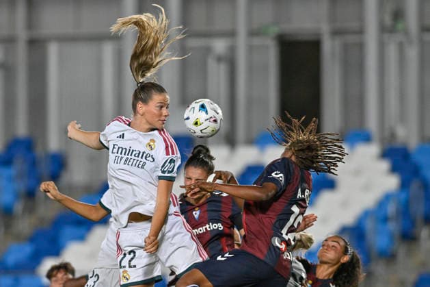 September 6, 2026, Madrid, Madrid, Spain: 22 BELLA ANDERSSON of Real Madrid CF Femenino heads the ball toward the goal during the Spanish Women League, Liga F, football match played between REAL MADRID fem Vs SD EIBAR femenino at Alfredo Di Stefano stadium on September 6, 2026, in Valdebebas, Madrid, Spain. Spanish Women League REAL MADRID Vs SD EIBAR Femenino (09.06.27) - ZUMAc312 20260906_zsp_c312_287 Copyright: xOscarxManuelxSanchezx