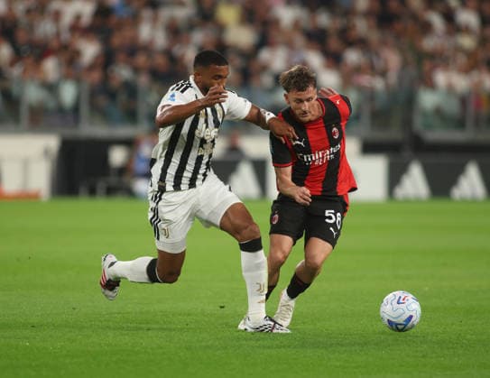 IPA88213854 - Bremer of Juventus FC and Alexis Saelemaekers of AC Milan during the Italian Serie A 2026–27 season soccer match between Juventus FC and AC Milan on September 6, 2026, at Allianz Stadium in Turin, Italy. Photo by Nderim KACELI  Copyright: xNderimxKaceli IPAxSportx xx 88213854