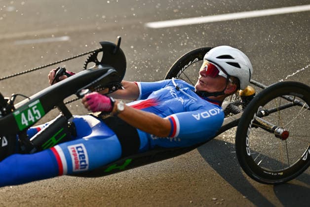 2026 UCI Para-cycling Road World Championships Picture by Mathew Wells SWpix.com - 06 09 2026 - Cycling - 2026 UCI Para-cycling Road World Championships - Huntsville, Alabama, United States of America - Women H3 Road Race - KateÅ™ina AntoÅ¡ova (Czechia) Huntsville Cummings Research Park United States of America Copyright: x xSWpix.comx(t axPhotographyxHubxLtd)xMathewxWells SWpix.comx SWP-3030-23335