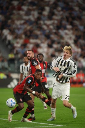 SOCCER - Serie A - Juventus FC vs. AC Milan Photo by IPA ABACAPRESS.COM88214603 - Pervis Estupinan of AC Milan and Nick Woltemade of Juventus FC during the Italian Serie A 2026 27 season soccer match between Juventus FC and AC Milan on September 6, 2026, at Allianz Stadium in Turin, Italy. Photo by Nderim KACELI Turin Italy  Copyright: xIPAxSport ABACAx