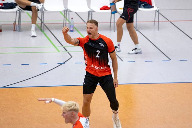 TVV Cup Final, Men s Division: Blue Volleys Gotha vs. 1 VSV Jena 90, Erfurt, September 6, 2026. Cheers, Felix Roller 2–1 VSV Jena 90 TVV Men’s Cup Final: Blue Volleys Gotha vs. 1 VSV Jena 90, Riethsporthalle, Erfurt, September 6, 2026 Copyright: xBEAUTIFULxSPORTS Duehringx